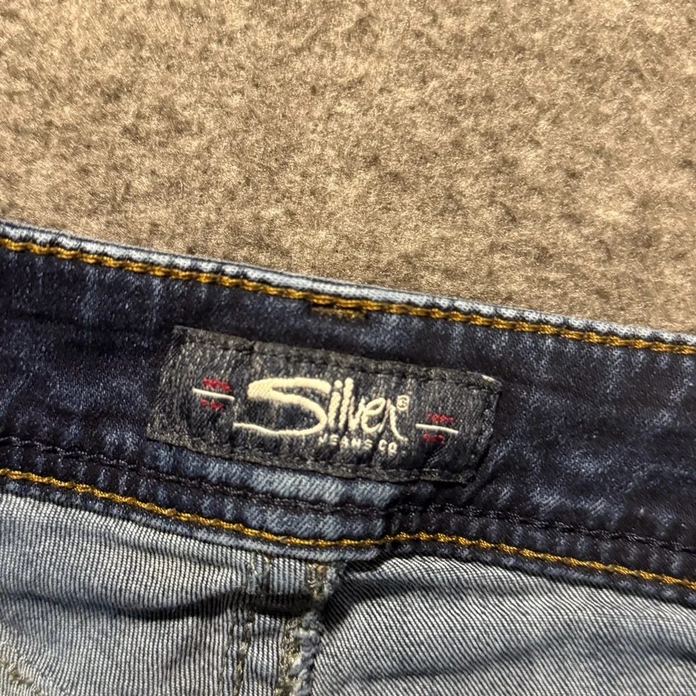 Silver Jeans Womens W31/L33 blue Suki Bootcut Mid Rise stretch distressed nice! - Picture 8 of 11